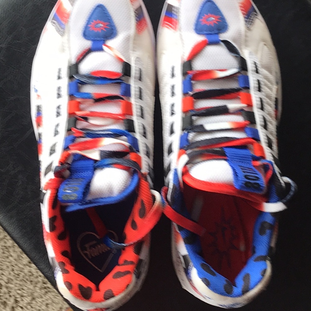 Nike Air Max Sport Sneaks